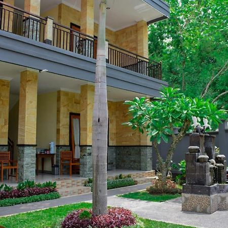 yudis homestay Toyapakeh Luaran gambar